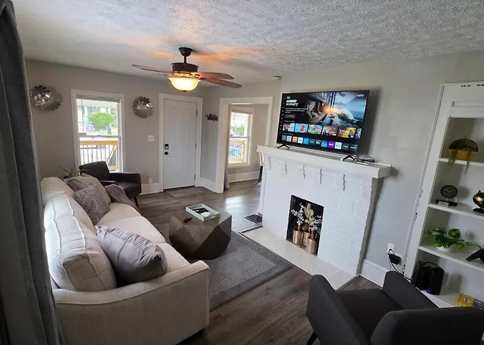 The Point - Spacious Family Vacation Near Downtown * Columbus